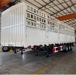 3 Achsen Flachbau-Seitenwand-Seitenzaun Semi-Anhänger für den Transport von Gütern und Vieh