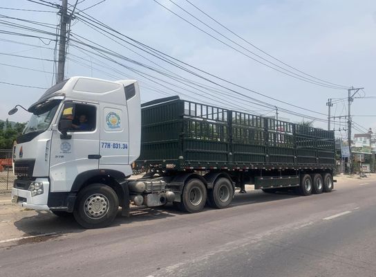 3 oder 4 Achsen 60 Tonnen Seitenwand und Zaun Pfahl Zaun Halbanhänger für Lkw-Anhänger
