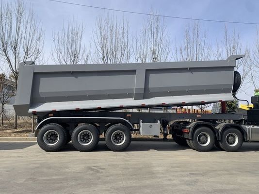 Q345B / T700 Stahl-Hauptstrahl 4-Achsen-Hinterbehälter für den Transport von Erz