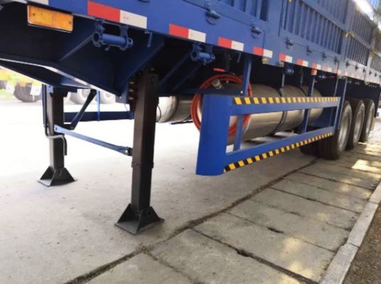 80T Seitenwand geschlossener Anhänger für den Transport von Schüttgut Zaun Halbanhänger 3 Achsen