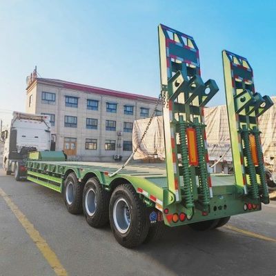 120 T Kapazität Niedrigbett Lkw Semi-Anhänger Aufhängung Luft oder mechanisch mit Garantie