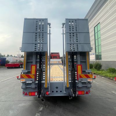 Lowboy-Halbanhänger für Bagger und Großgeräte 3-Achsen-Flachlastwagen