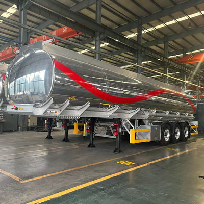 Standard 28 Tonnen Landungsgetriebe 3 Achsen 25-60 CBM Aluminiumlegierung Brennstoffbehälter Semi-Anhänger
