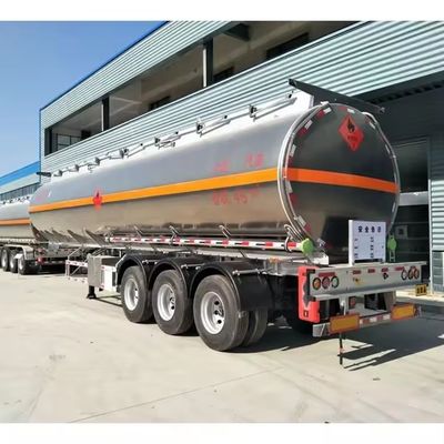 Standard-Achs-Tri-Achs-Edelstahl-Tanker-Anhänger für den Transport von Brennstoff-Diesel-Rohöl
