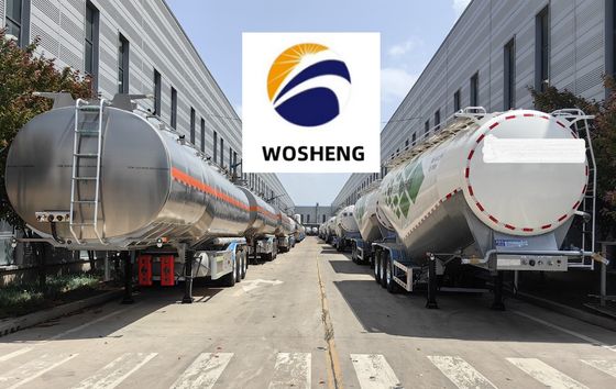 4200L Kraftstoffbehälter Halbanhänger aus Kohlenstoffstahl, Edelstahl oder Aluminiumlegierung