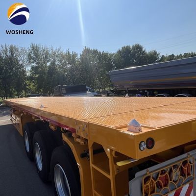 Flachbett-Halbanhänger mit Seitenkolonne für den Transport von Holzspulen und Stahlcontainern