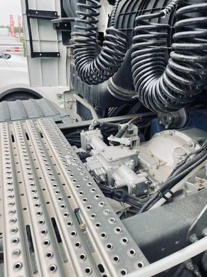 Sitrak G7W 4x2 6x4 Euro6 Diesel-Traktor mit Luftfederung und Handgetriebe