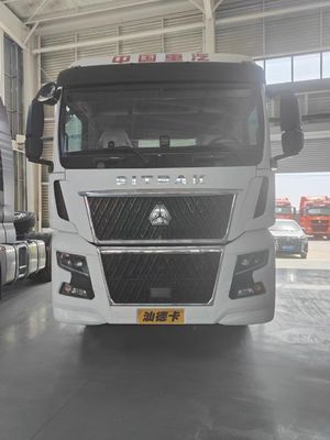 Sinotruk Sitrak C9H 6X4 Traktoranhänger 510-840 PS 16 AMT EURO 6 510-840 PS Schwerlastwagen
