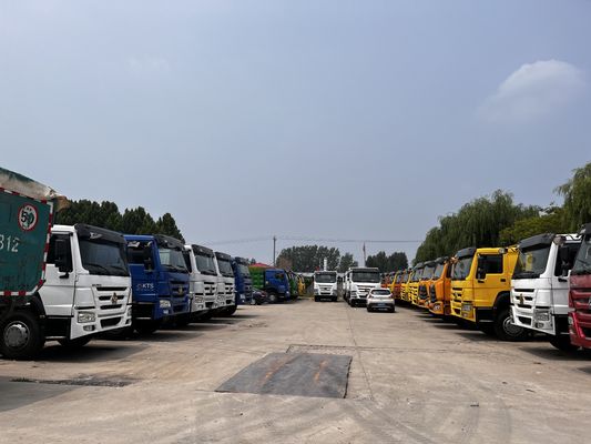 Hot Sitrak C7H Traktor 6x4's beliebter Lkw Typ 20001-25000 kg GVW 3 Passagiere