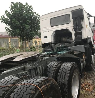 Gebrauchtes Sinotruk Sitrak C9H 4x2 Traktorkopf Maximaldrehmoment Nm 2500Nm 7396*2496*2958